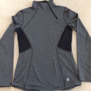 Long sleeve pullover